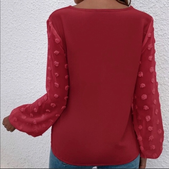 Kara and Kate 🔥🔥🔴 Red 🔴Dot 🔴Sleeve 🔴Blouse 🔴GORGEOUS!🥰 - Picture 5 of 6